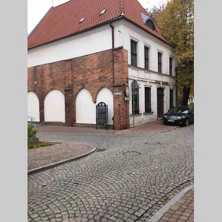 Koszalin-old Town 公寓 *